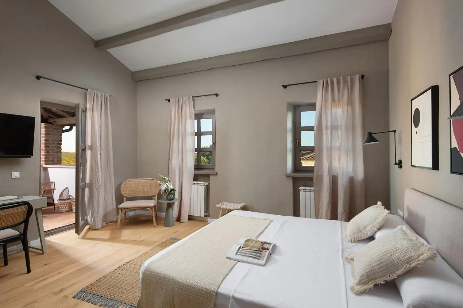 Rustic Villa Rubus & Sylbum With A Pool  Sveti Lovrec Pazenaticki